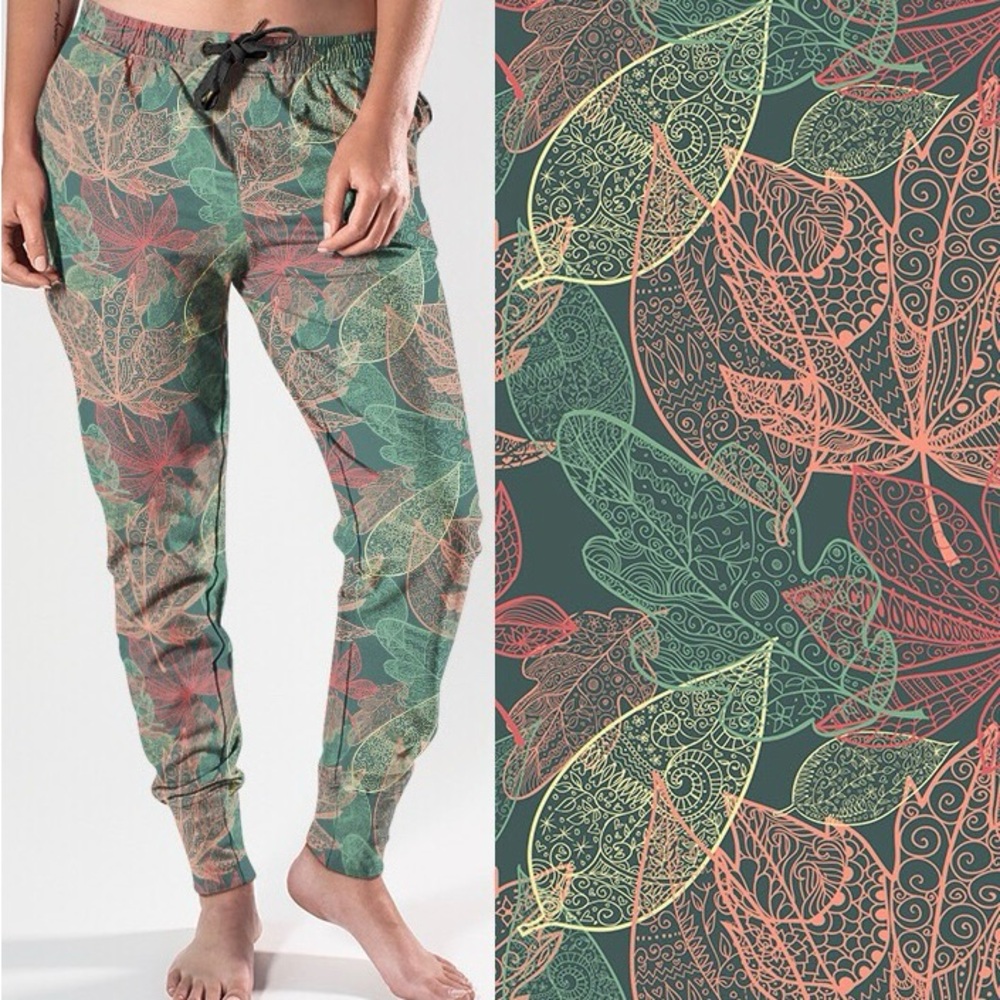 Women's Leaf Print Jogger Pants